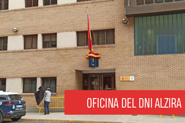 Oficina de extedición del DNI en Alzira (Comisaría de la Policía Nacional)